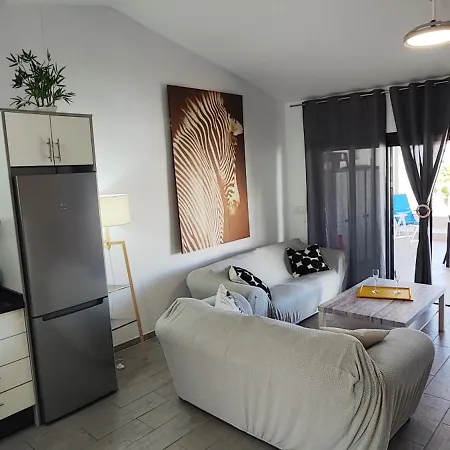 Apartment El *